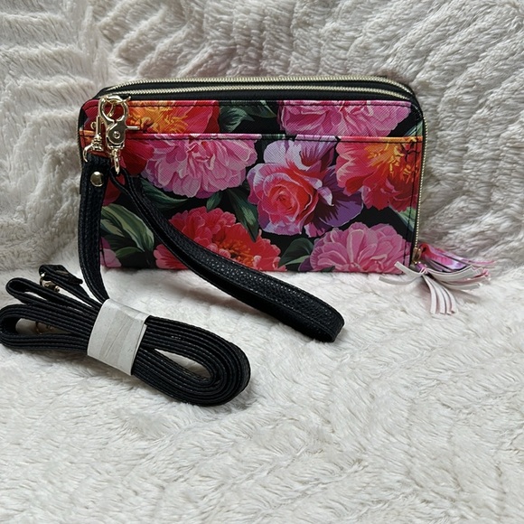 NEW Julia Buxton RFID-Blocking Ultimate Organizer / Wallet/Crossbody, Multicolor - Picture 1 of 8